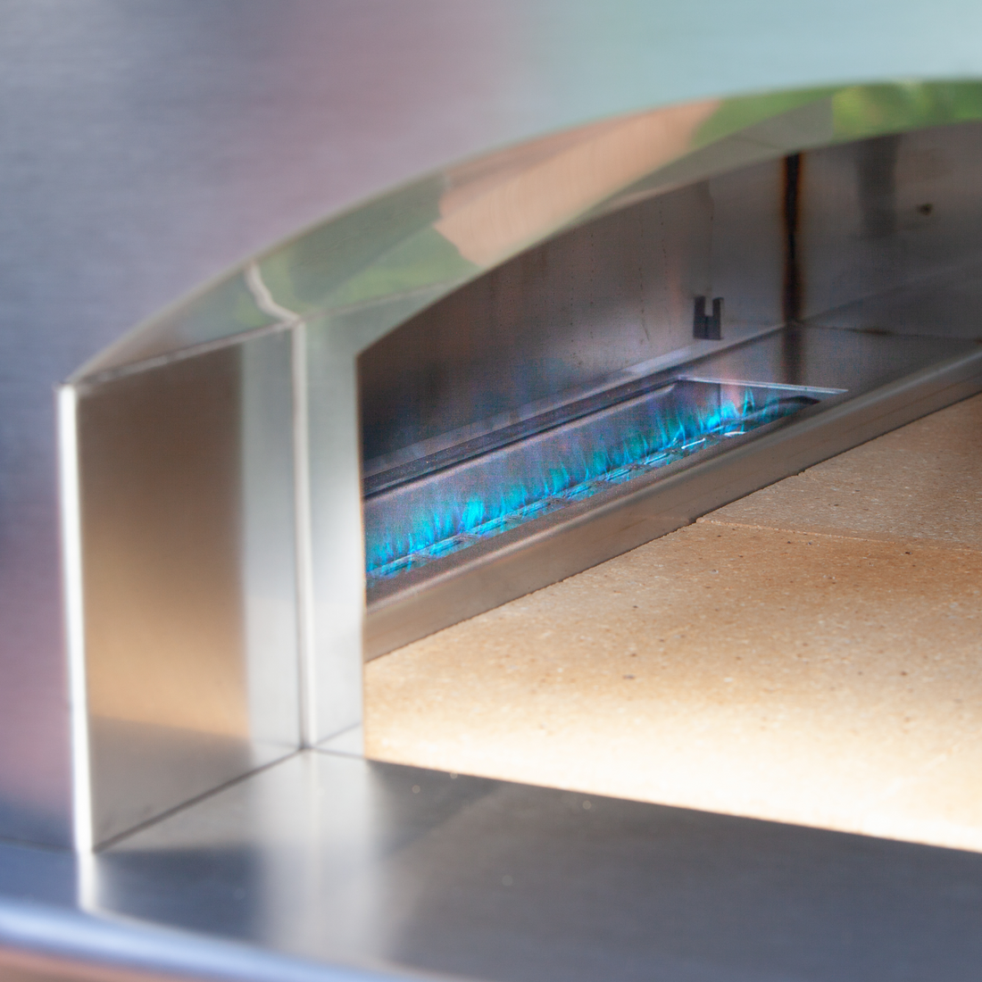 Mangiafuoco Hybrid (Gas & Wood) Pizza Oven