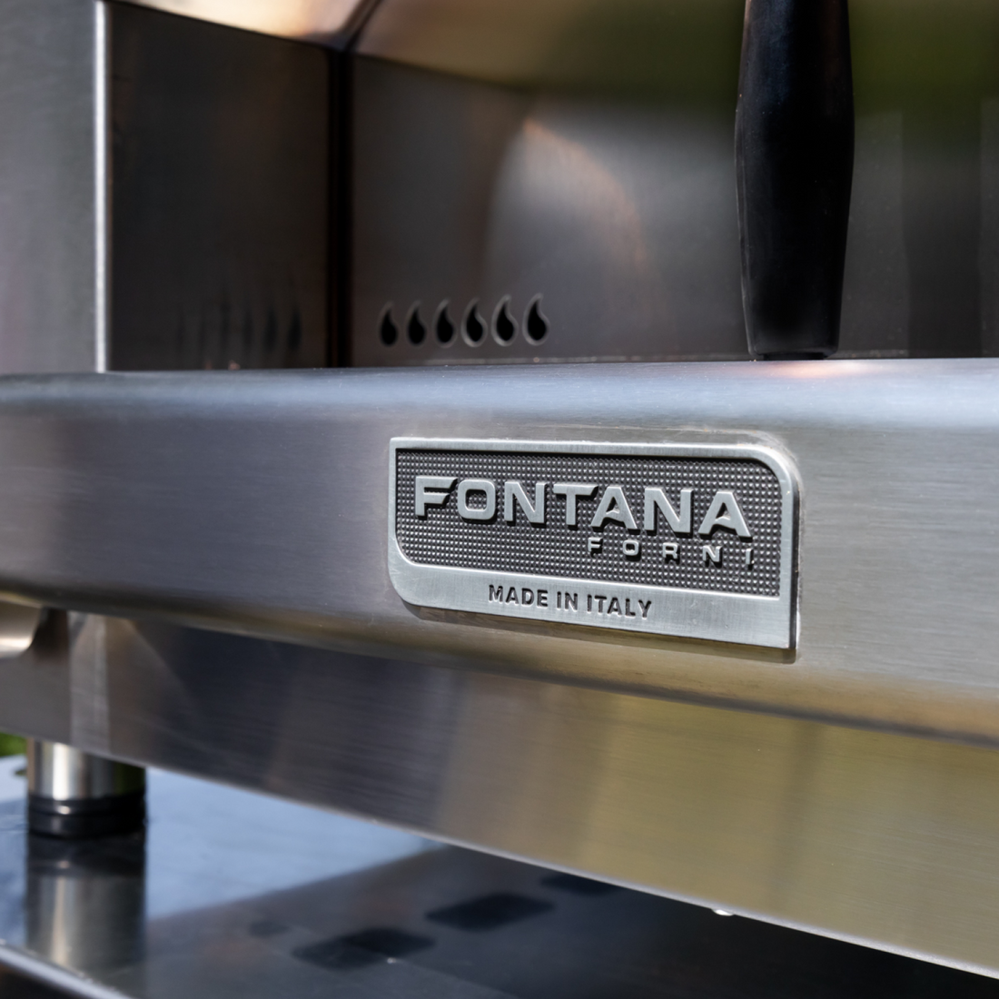 Margherita Hybrid (Gas & Wood) Pizza Oven